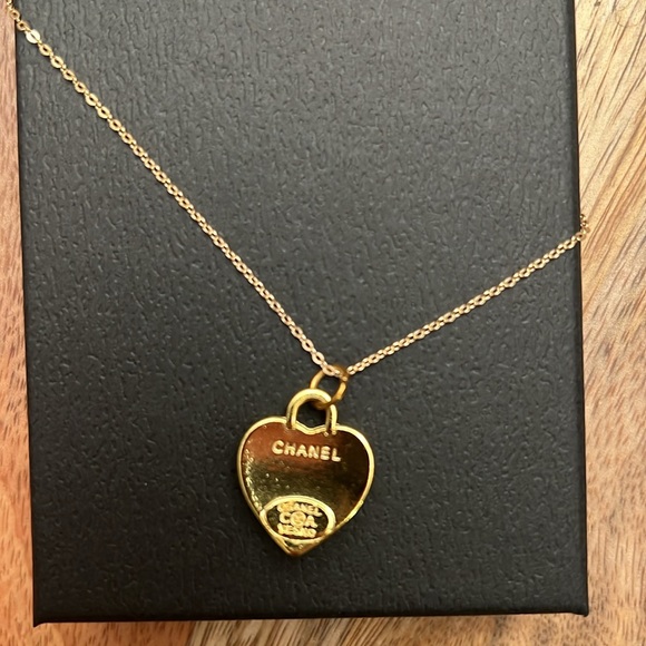 Chanel charm -Unbranded adjustable necklace chain up cycled - Picture 8 of 8